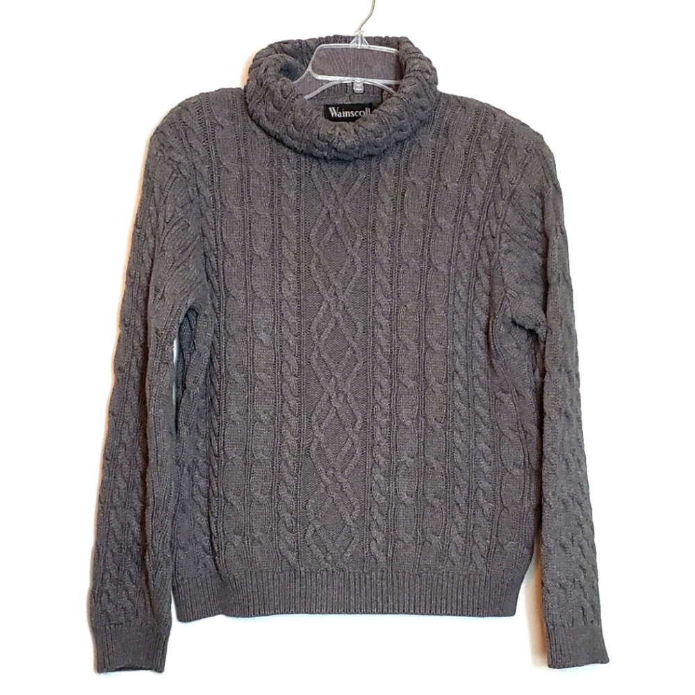 Vintage Wainscott  Chunky Cable Knit Sweater Size S